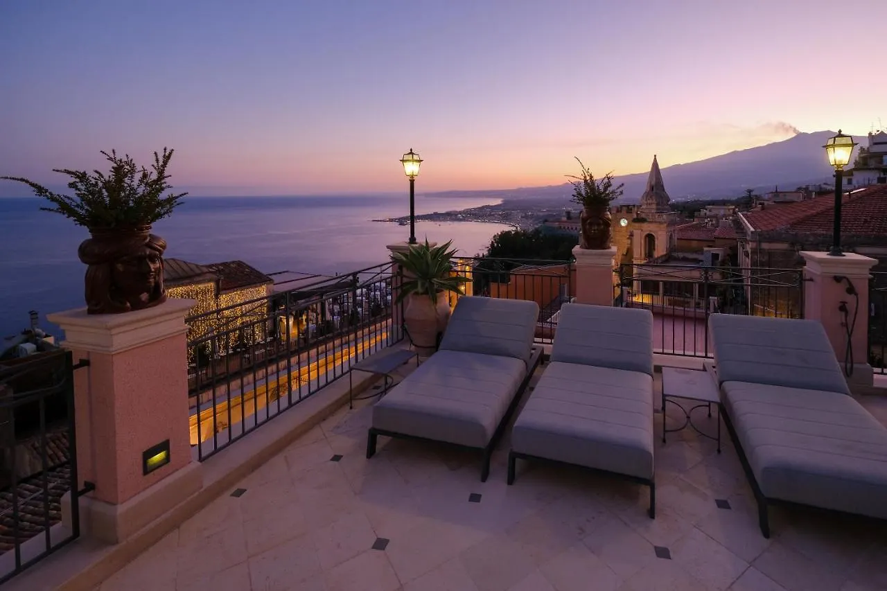 مبيت وإفطار تاورمينا Casa Turchetti