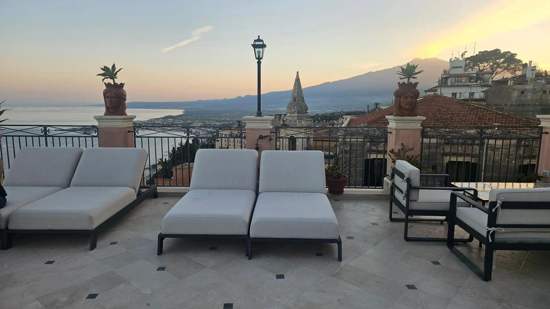 مبيت وإفطار تاورمينا Casa Turchetti 3*,  إيطاليا